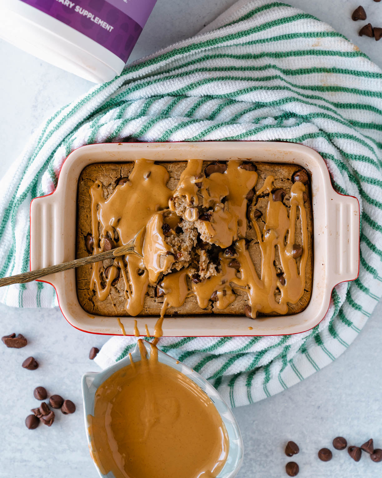 Peanut Butter Chocolate Chips High Protein Baked Oats