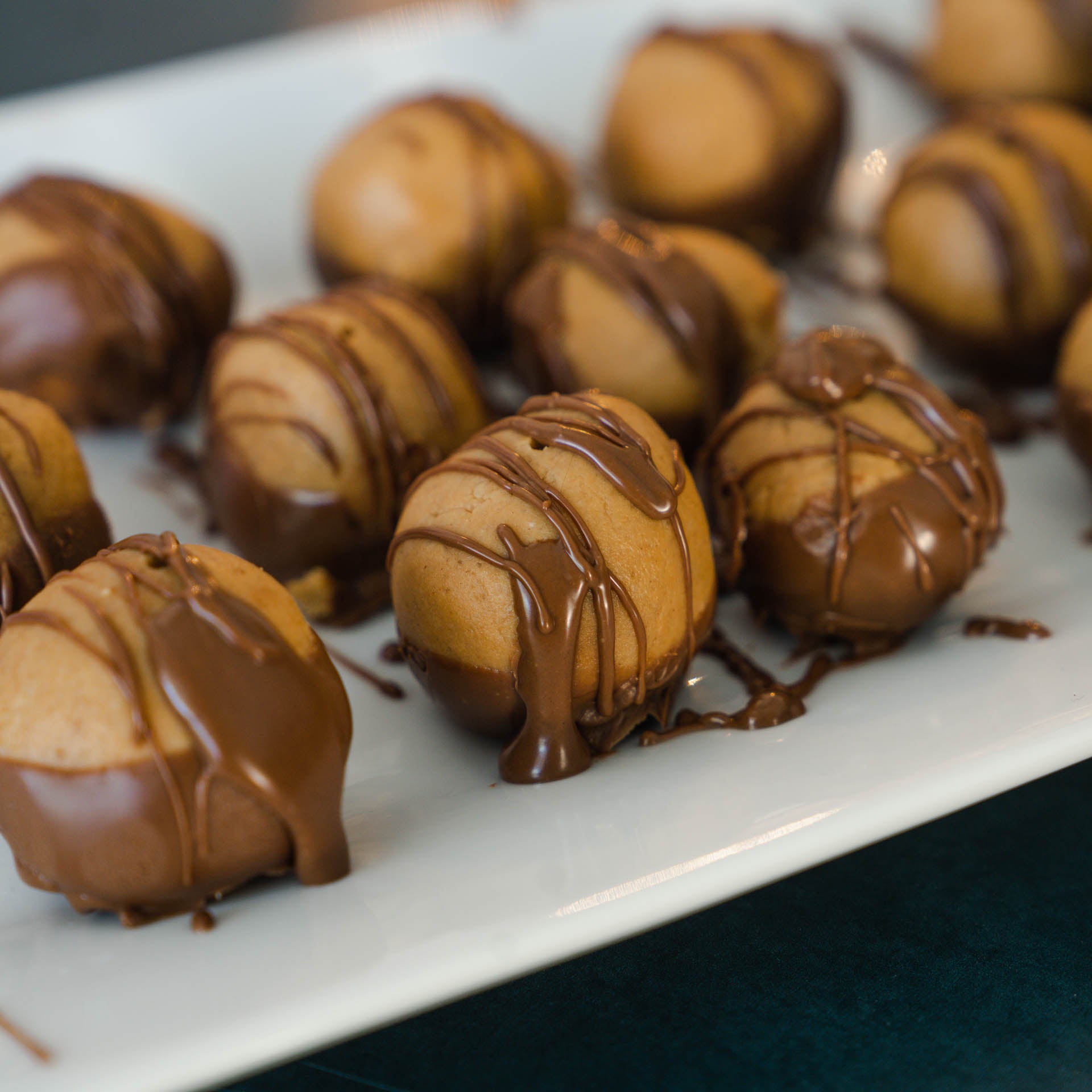Healthy High Protein Buckeyes - Chocolate and Peanut butter Protein Balls