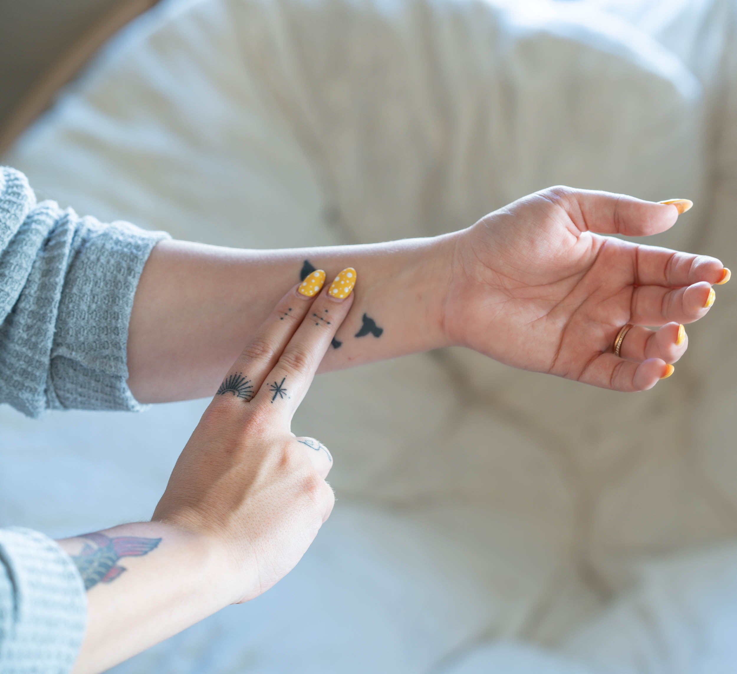 3 Acupressure Tricks for Instant Energy from an Acupressure Specialist