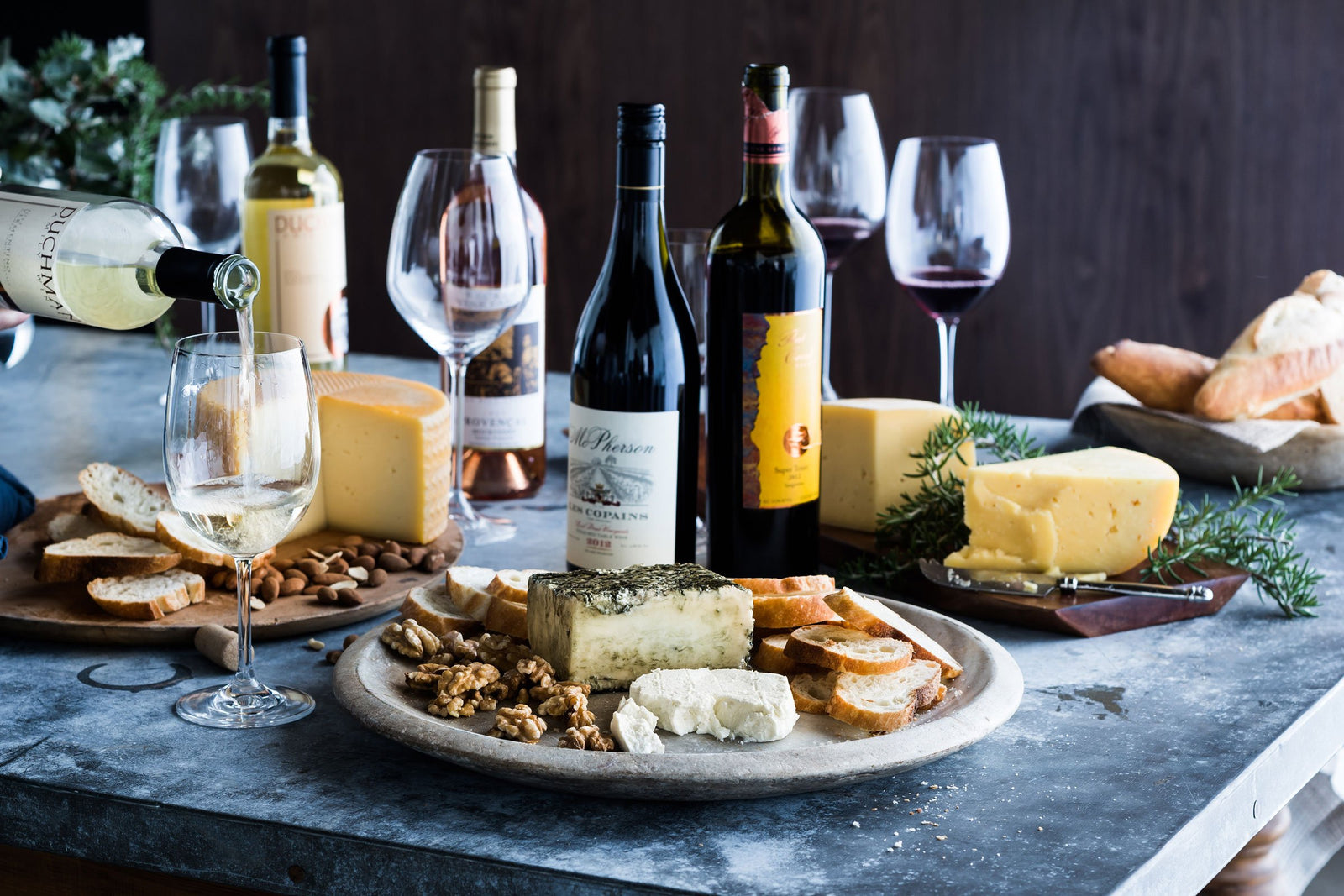 10 Surprising #NationalWineAndCheeseDay Facts