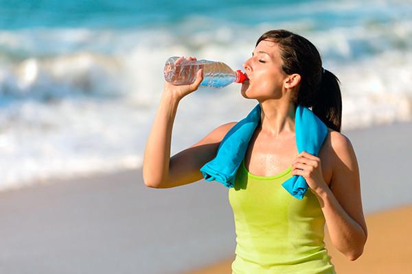 Summer Hydration Myths and Tips